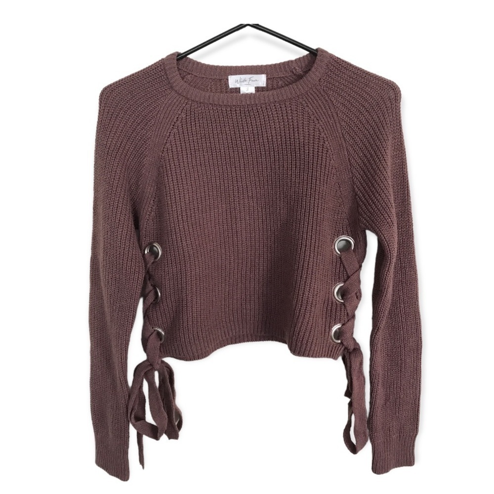 3/$15 White fawn mauve knit long sleeve crop sweater